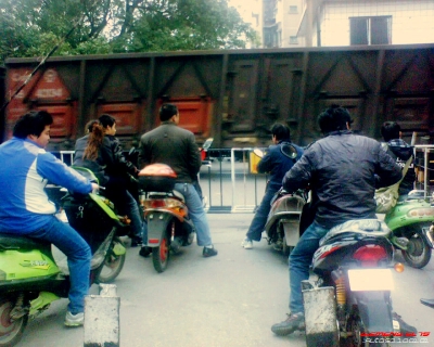 img004.jpg